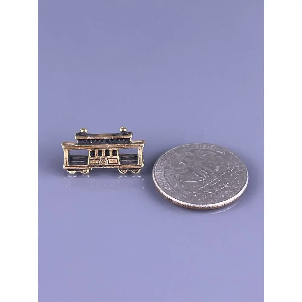 Train Passenger Car Tie Tack Lapel Pin Gold Tone Railroad Generic Vintage